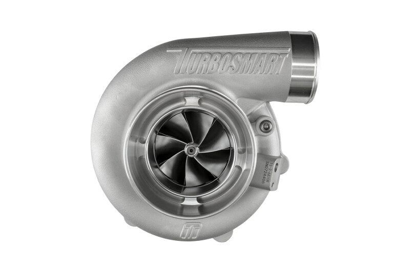 Turbosmart Water Cooled 6870 (Kompact) T4 turbocharger with external wastegate and 0.82A/R for high-performance engines.