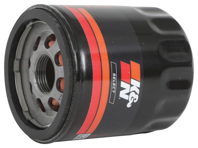 K&N Engineering spin-on oil filter for Chevrolet Trailblazer 1.2L L3 and Alfa Romeo Giulia 2.0L L4 engines, showing the filter element.