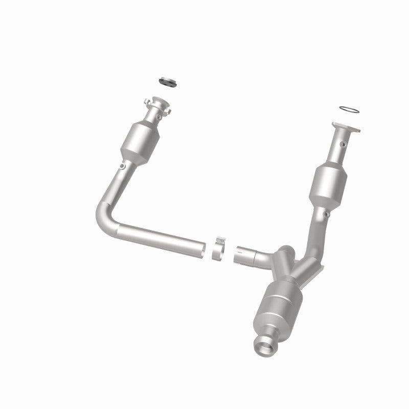 MagnaFlow catalytic converter direct fit for 2014-2016 GMC Sierra 1500 V6 4.3L engine, showing the stainless steel construction.