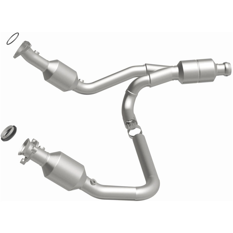 MagnaFlow direct fit catalytic converter for 2014-2016 GMC Sierra 1500 V6 4.3L engine, showing the metal body and inlet/outlet ports.