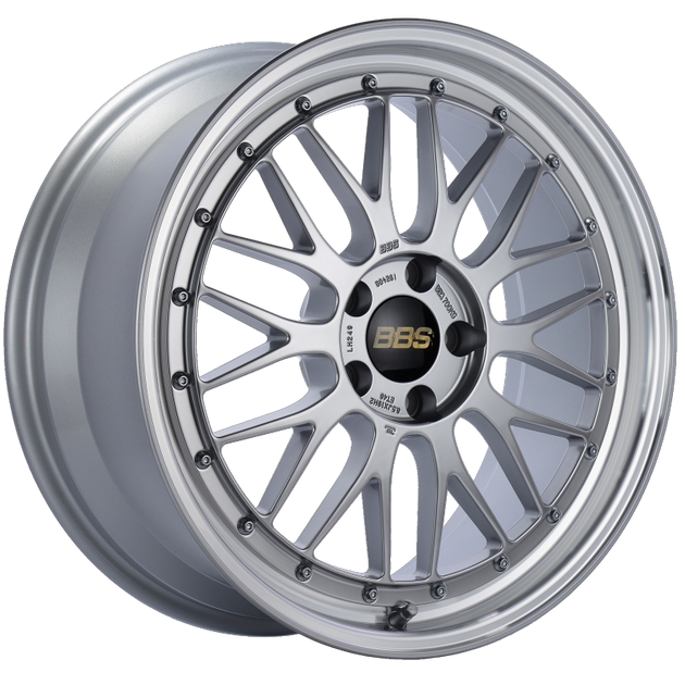 BBS LM 19x8.5 forged alloy wheel in diamond silver with 5x112 bolt pattern, ET48 offset, diamond cut lip, and center cap.