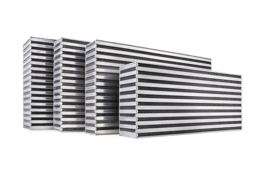 Garrett intercooler CAC with 22x14x4.5 inch dimensions, designed for high-performance vehicles up to 1140 HP, with aluminum core and tanks.