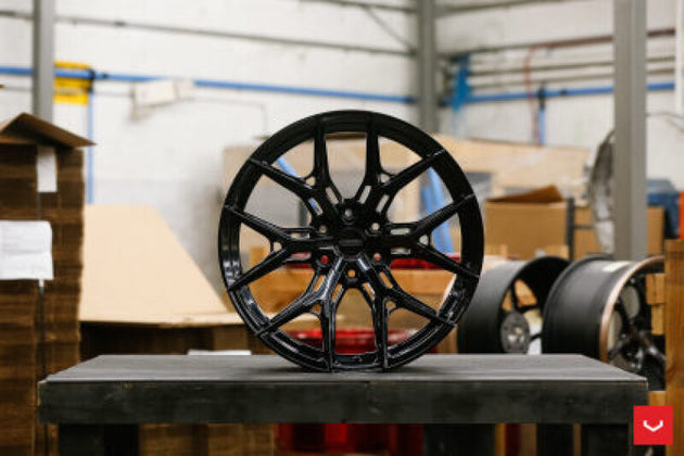 Vossen HF6-4 20-inch gloss black forged wheel with deep face, 8x170 bolt pattern, ET18 offset, and 125.1 center bore.