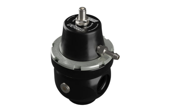 Turbosmart FPR8 fuel pressure regulator in black, suitable for -8AN fuel systems, with metallic body and adjustment knob.