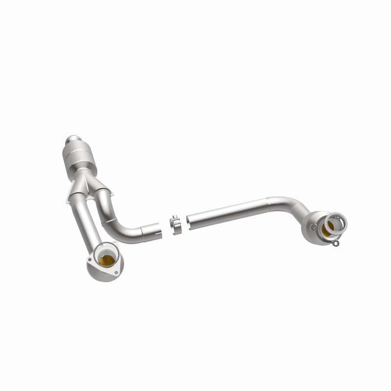 MagnaFlow direct fit catalytic converter for 2014-2016 GMC Sierra 1500 V6 4.3L engine, showing the metal body and inlet/outlet ports.