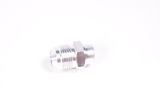 Radium Engineering 10AN PCV valve cover adapter for EVO 8 and 9, fitting Fittings product image showing metal adapter and fittings.