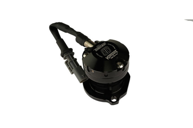 Turbosmart GM 2.0T Kompact EM VR7 dual port blow off valve mounted on a car engine.