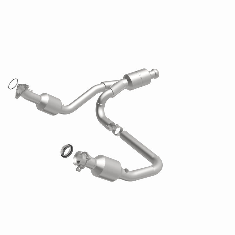 MagnaFlow catalytic converter direct fit for 2014-2016 GMC Sierra 1500 V6 4.3L engine, showing the metal automotive part.