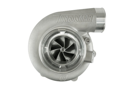 Turbosmart 6466 V-Band External Wastegate with oil-cooled inlet and outlet, A/R 0.82, mounted on a turbocharger.
