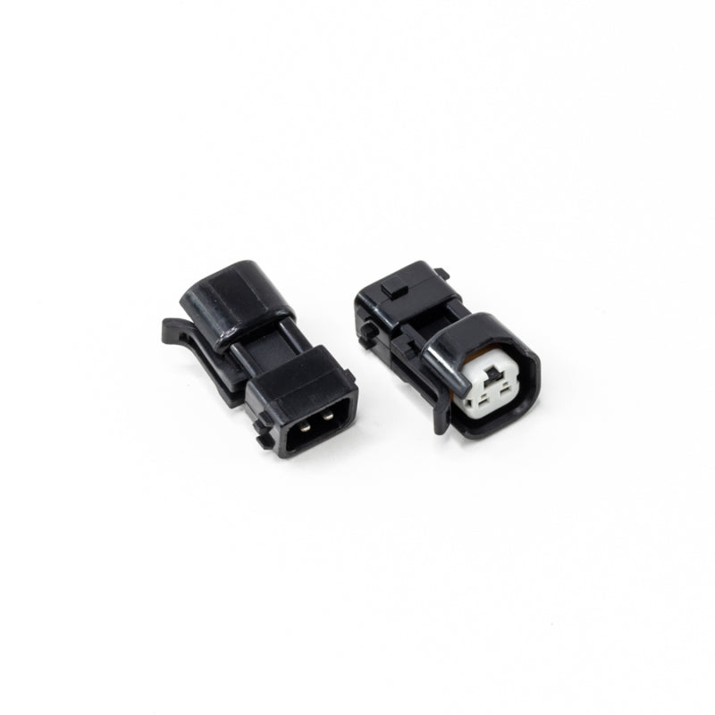 DeatschWerks USCAR to Honda OBD2/K-Series fuel injector connector adapter, PnP type for Honda engine applications.