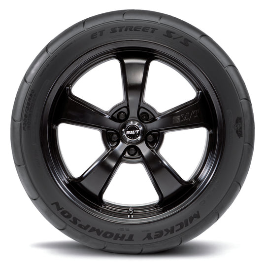 Mickey Thompson ET Street S/S P305/40R18 UTV on-road tire with aggressive tread pattern and sidewall branding.