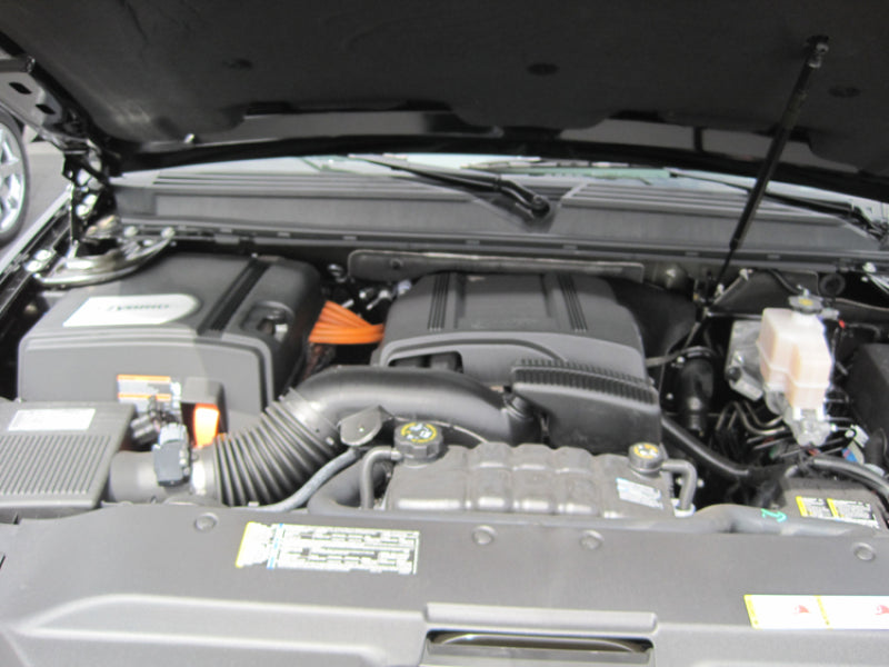 K&N Engineering drop-in air filter for Cadillac 2002-2009 and Chevy/GMC pickups 1999-2009, showing the high-flow filter element.