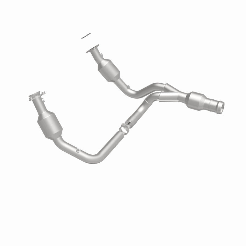 MagnaFlow direct fit catalytic converter for 2015 GMC Yukon XL V8 6.2L engine, showing the metal unit with inlet and outlet pipes.