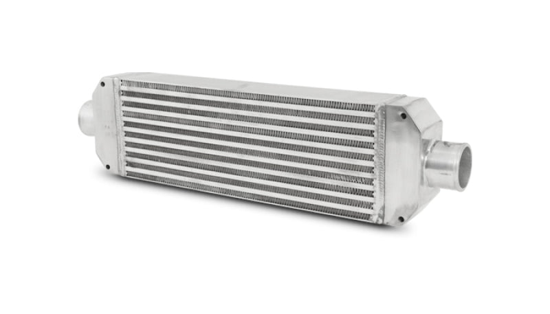 Vibrant air-to-air intercooler core with end tanks, 18x6.5x3.25 inches, featuring 2.5-inch inlet and outlet ports.