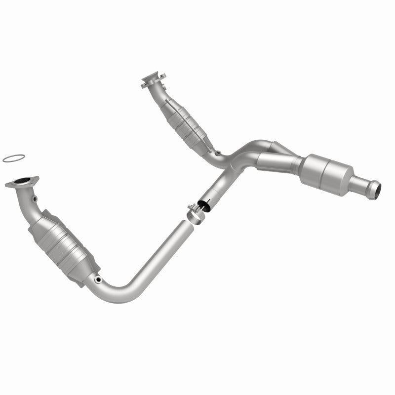 MagnaFlow direct fit catalytic converter for Chevy Avalanche 5.3L (2009-2013) with stainless steel body and OEM-style design.