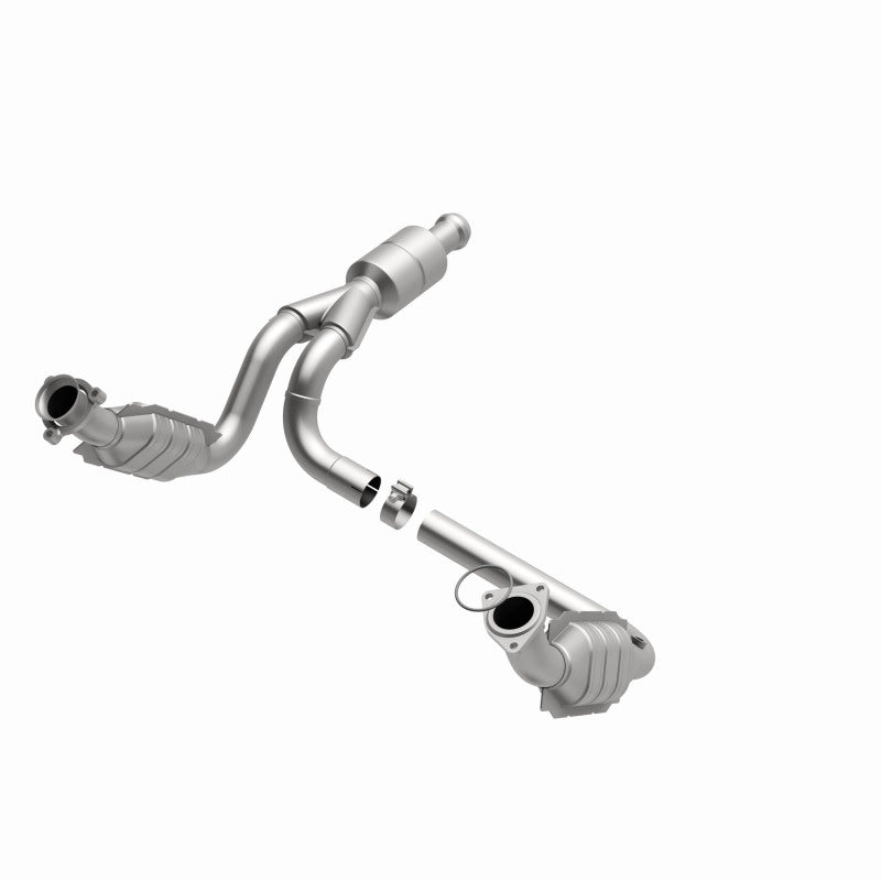 MagnaFlow Catalytic Converter Direct Fit for Chevy Avalanche 5.3L, model years 2009-2013, with metallic finish and inlet/outlet pipes.