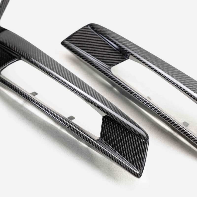 Anderson Composites carbon fiber turn signal bezels for 2020–2022 Ford Mustang