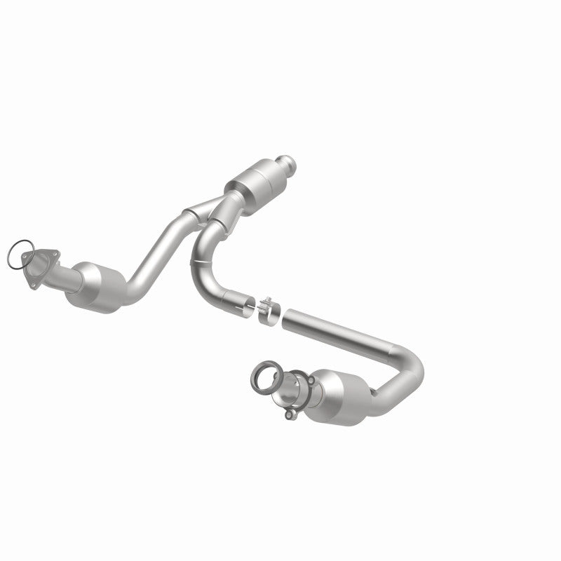 MagnaFlow direct fit catalytic converter for 2014-2016 GMC Sierra 1500 V6 4.3L engine, shown in the image.