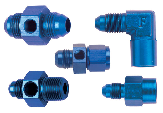 Black Fragola gauge adapter with 4AN and 1/8 FPT straight fitting, used as a high-quality gauge component for automotive or hydraulic systems.