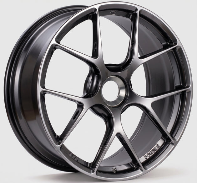 BBS FI-R Evo 20x8.5 forged diamond black wheel with CL and ET61 fitment, designed for high-performance vehicles like the GT4RS