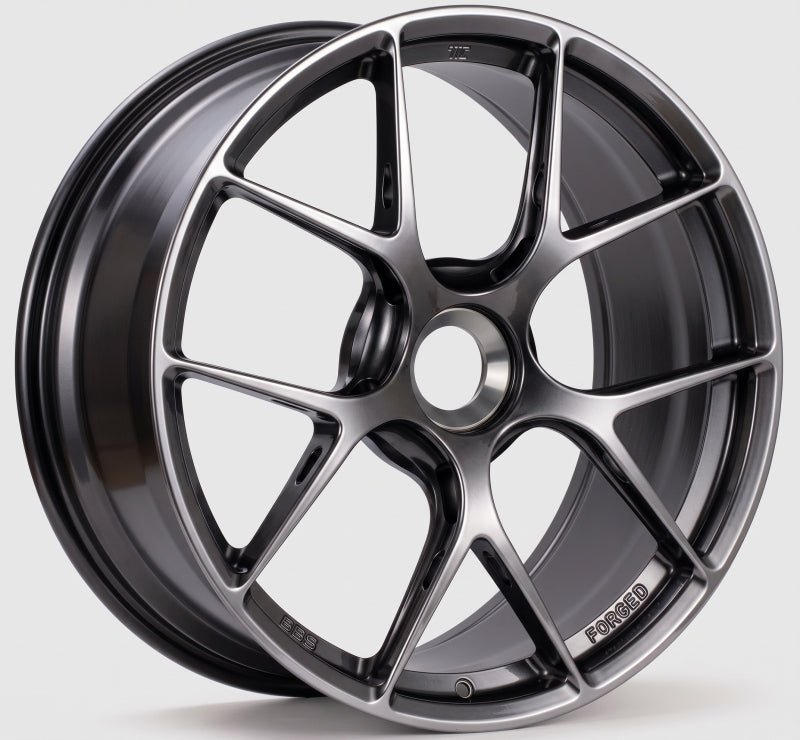 BBS FI-R Evo 20x8.5 forged diamond black wheel with CL and ET61 fitment, designed for high-performance vehicles like the GT4RS