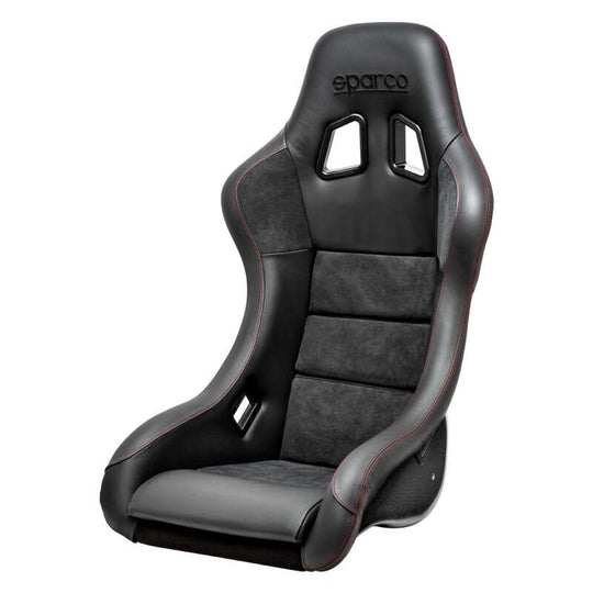 SPARCO QRT-C black and red race seat with carbon fiber finish, designed for high-performance racing vehicles.