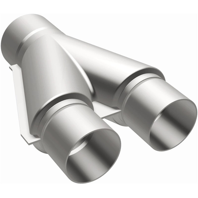 MagnaFlow Y pipe in aluminum, 2.5/3 inch diameter, with smooth transition design for automotive exhaust systems.